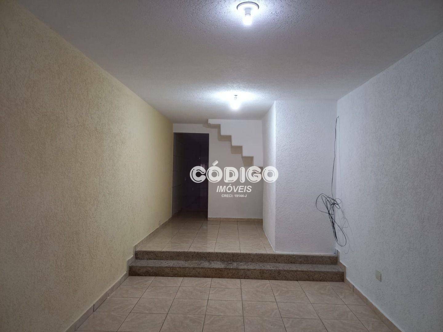 Casa para alugar com 1 quarto, 70m² - Foto 1