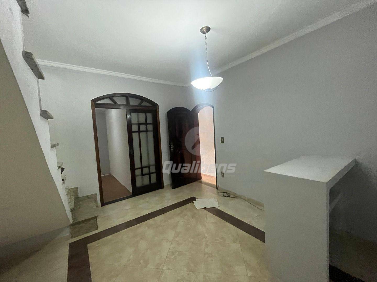 Sobrado para alugar com 3 quartos, 323m² - Foto 27