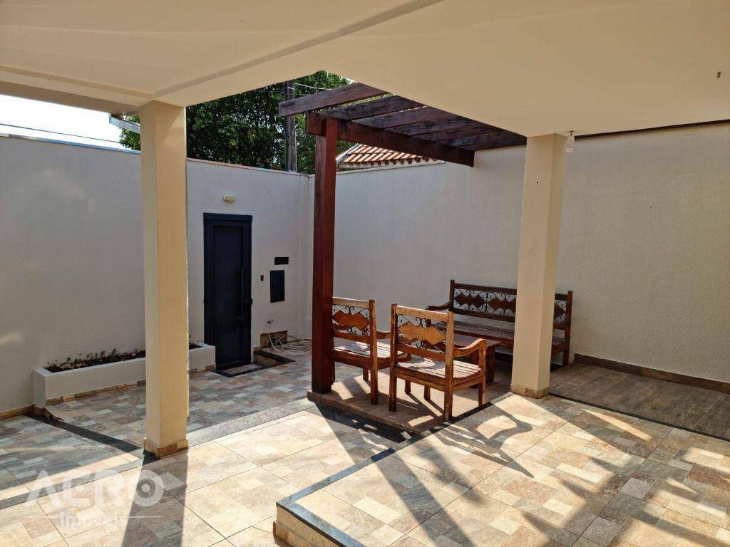 Casa, 3 quartos, 175 m² - Foto 1