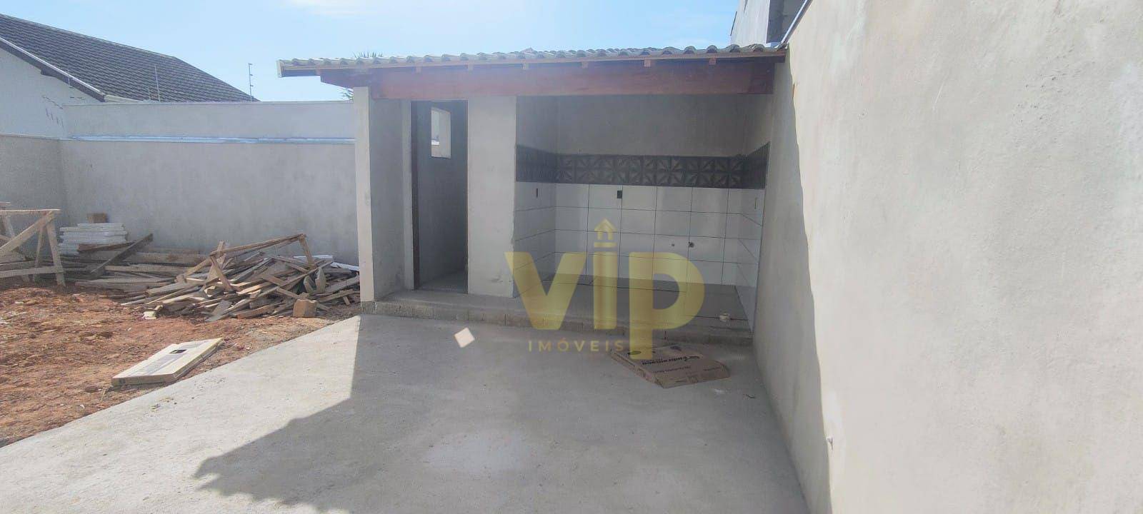 Casa à venda com 3 quartos, 141m² - Foto 3