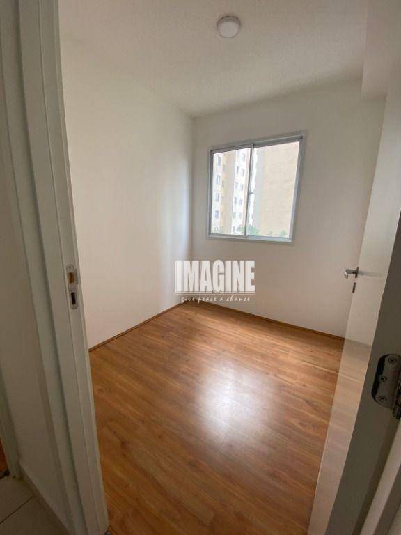 Apartamento à venda com 2 quartos, 32m² - Foto 7