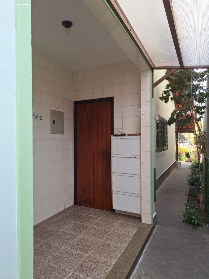 Casa à venda com 2 quartos, 360m² - Foto 9