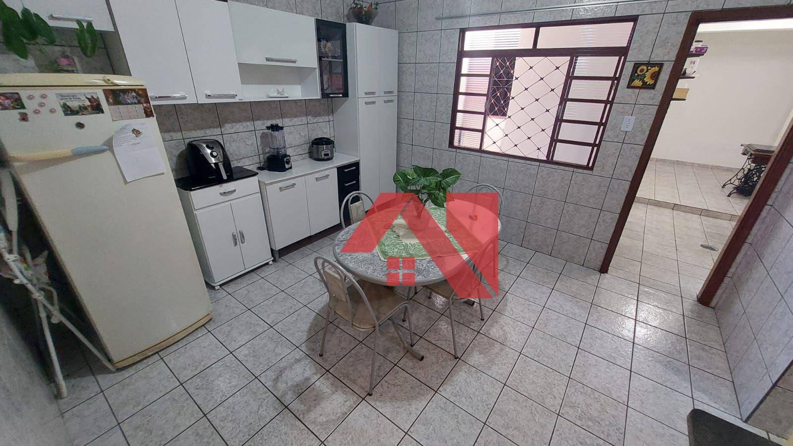 Sobrado à venda com 4 quartos, 180m² - Foto 36