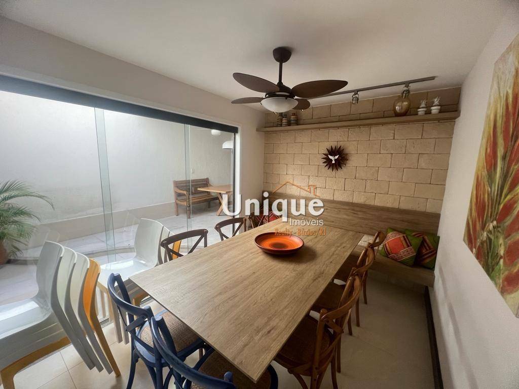 Casa à venda com 4 quartos, 140m² - Foto 40