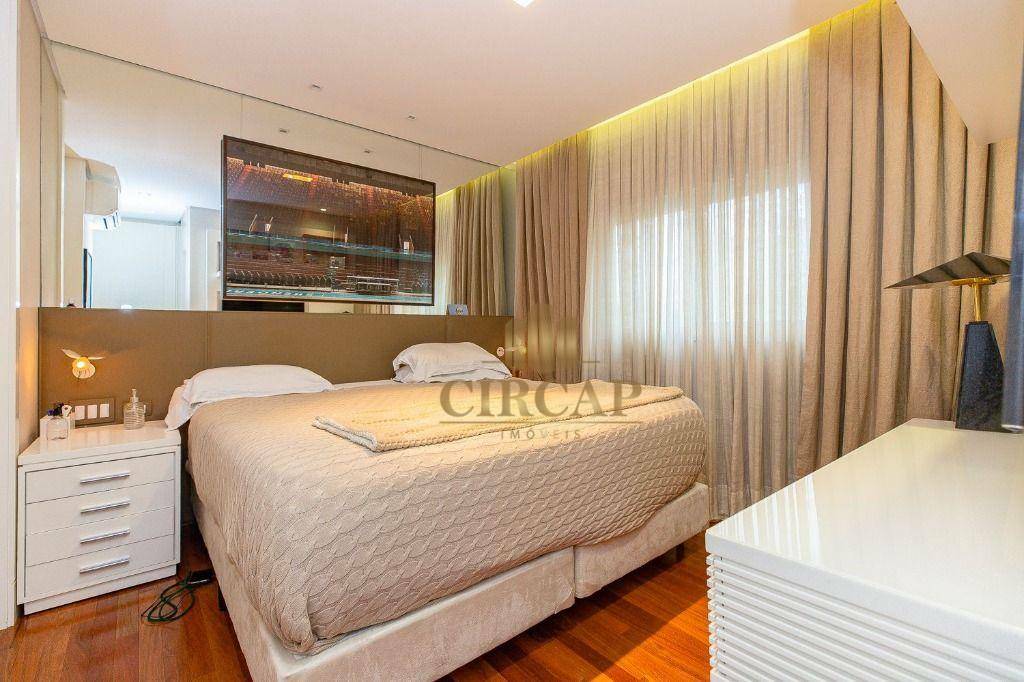 Apartamento à venda com 3 quartos, 156m² - Foto 25