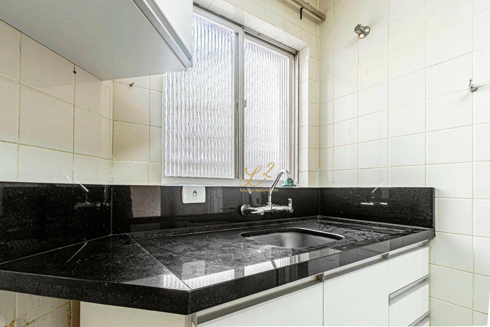 Apartamento para alugar com 3 quartos, 85m² - Foto 11