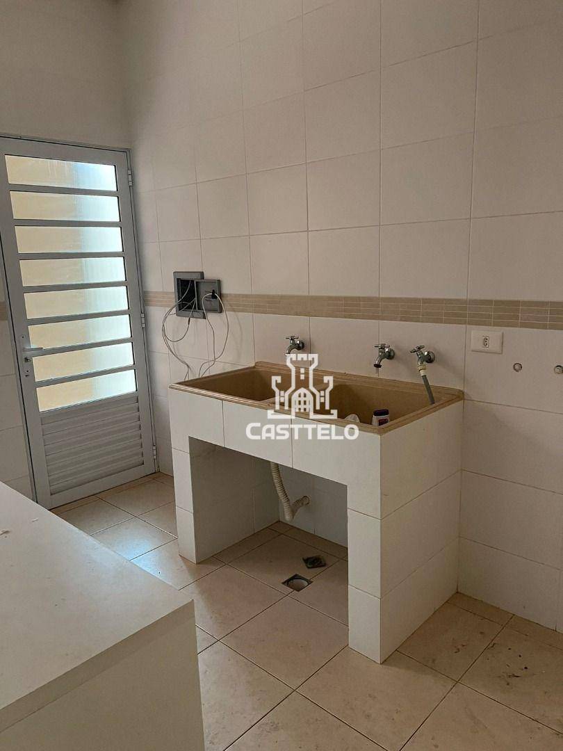 Sobrado para alugar com 4 quartos, 276m² - Foto 10