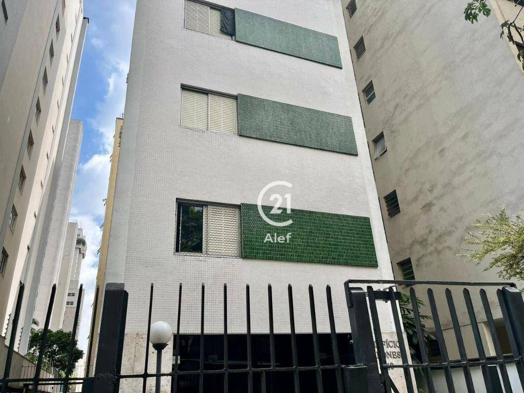 Apartamento à venda com 4 quartos, 140m² - Foto 27