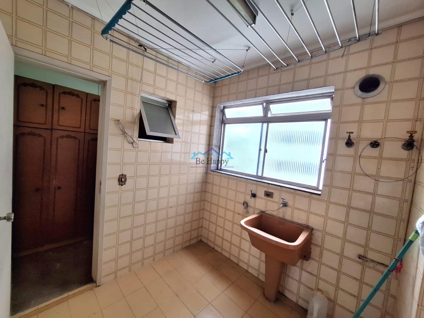 Apartamento à venda com 3 quartos, 200m² - Foto 12