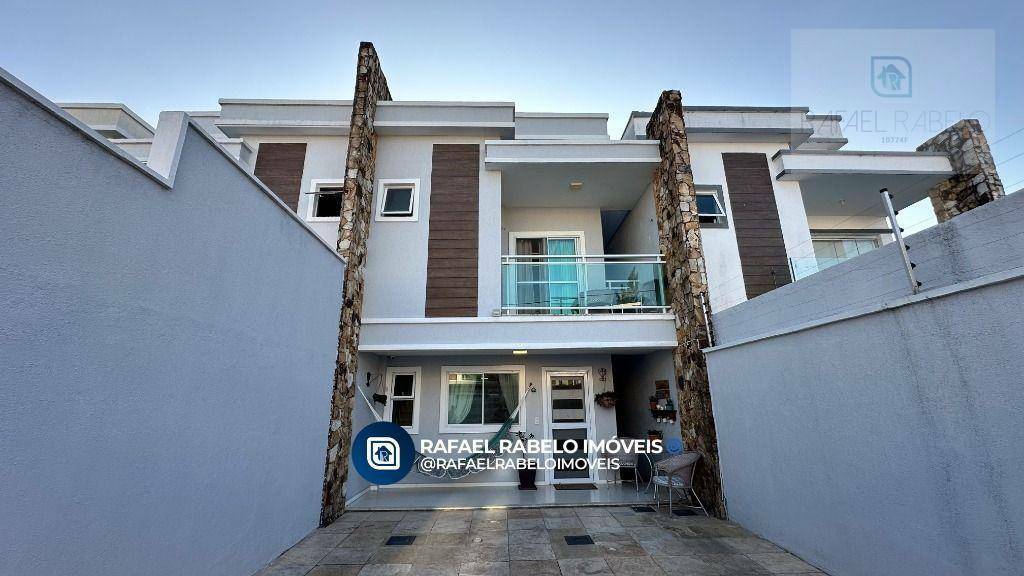 Casa, 3 quartos, 131 m² - Foto 1