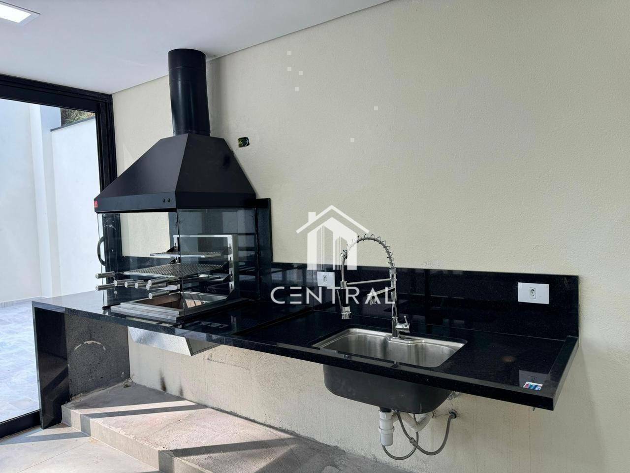 Casa à venda com 3 quartos, 382m² - Foto 19