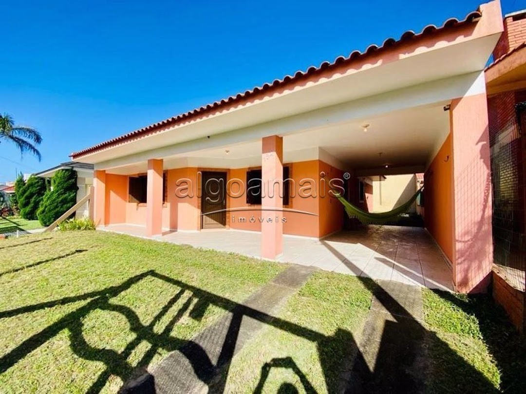 Casa à venda com 3 quartos, 142m² - Foto 2