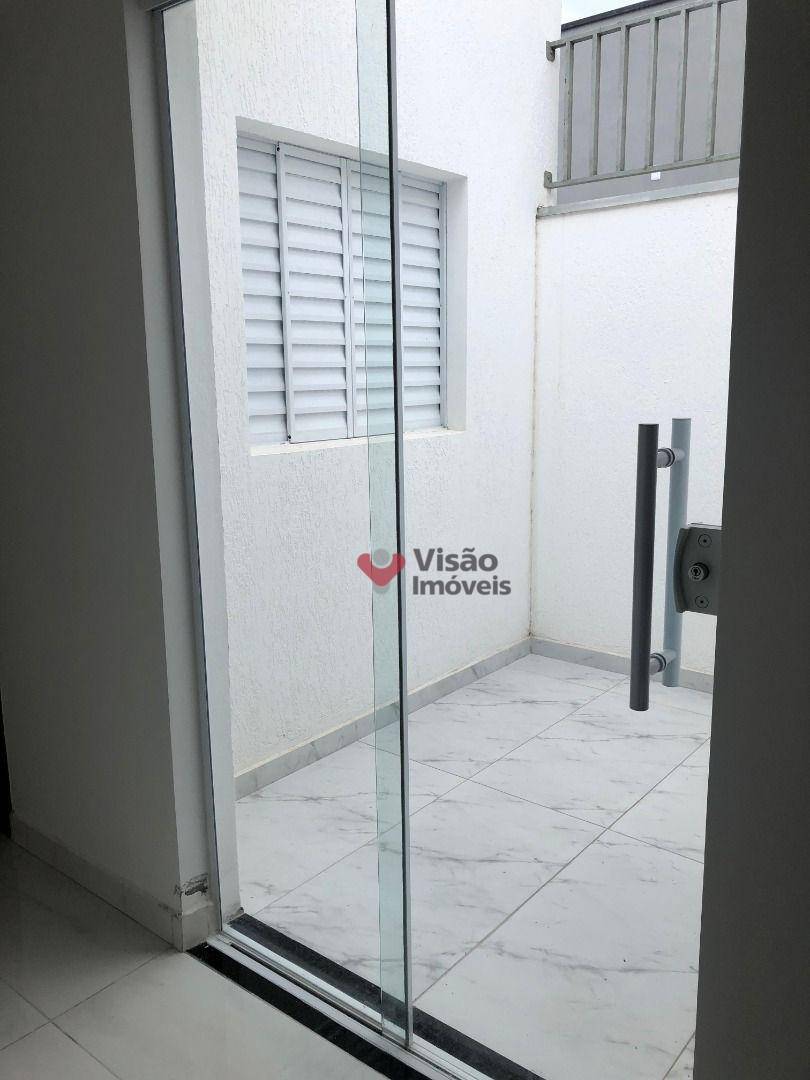 Casa à venda com 3 quartos, 88m² - Foto 13