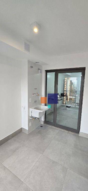 Apartamento à venda com 3 quartos, 157m² - Foto 21