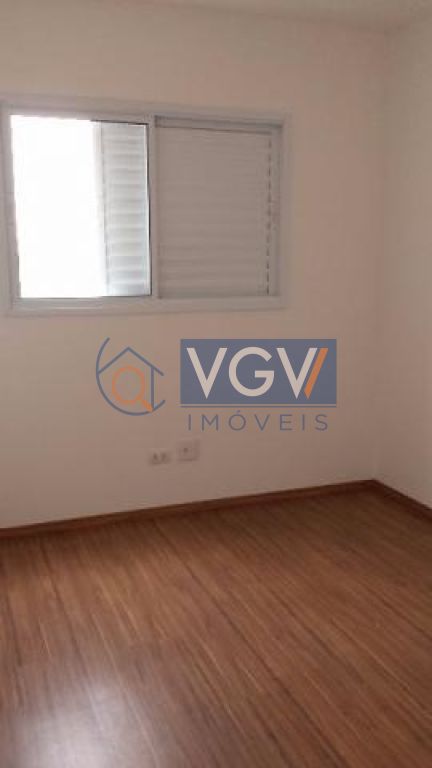 Apartamento à venda com 2 quartos, 62m² - Foto 6