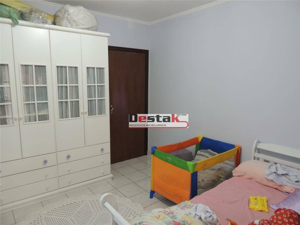 Sobrado à venda com 3 quartos, 300m² - Foto 20