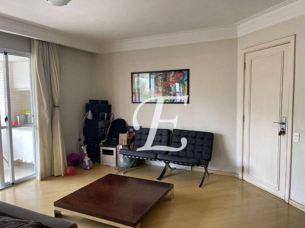 Apartamento à venda com 3 quartos, 136m² - Foto 4