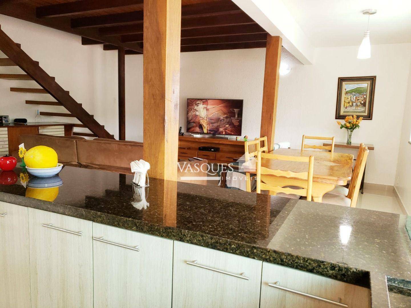 Casa à venda com 2 quartos, 81m² - Foto 14