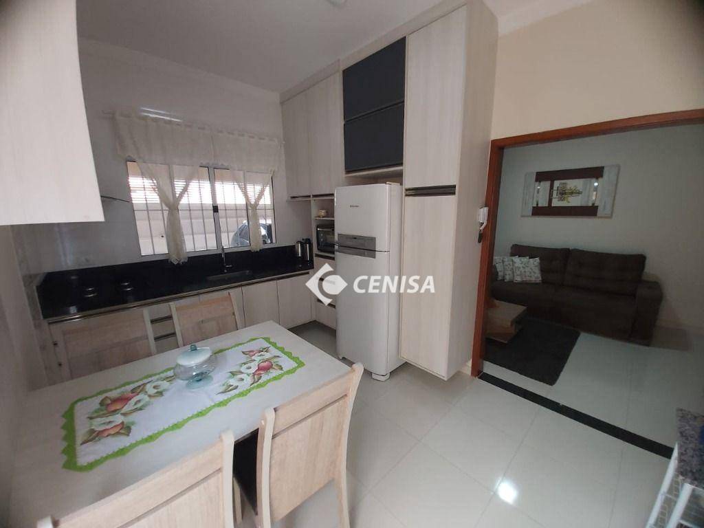 Casa à venda com 3 quartos, 100m² - Foto 17