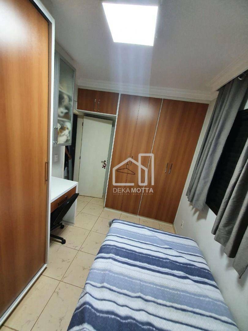 Apartamento à venda com 4 quartos, 180m² - Foto 9