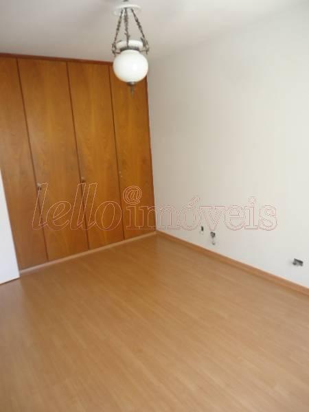 Apartamento para alugar com 2 quartos, 130m² - Foto 11