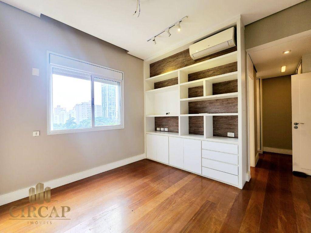 Apartamento à venda e aluguel com 4 quartos, 300m² - Foto 17