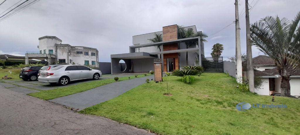 Casa de Condomínio à venda com 4 quartos, 600m² - Foto 1