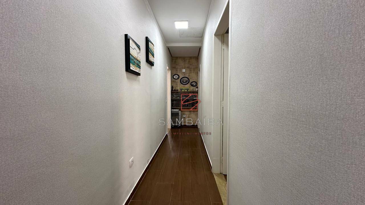 Casa à venda com 4 quartos, 211m² - Foto 15