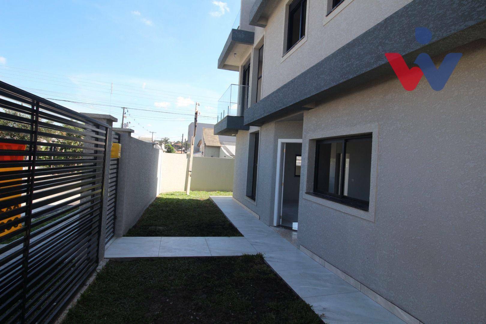 Sobrado à venda com 3 quartos, 160m² - Foto 1