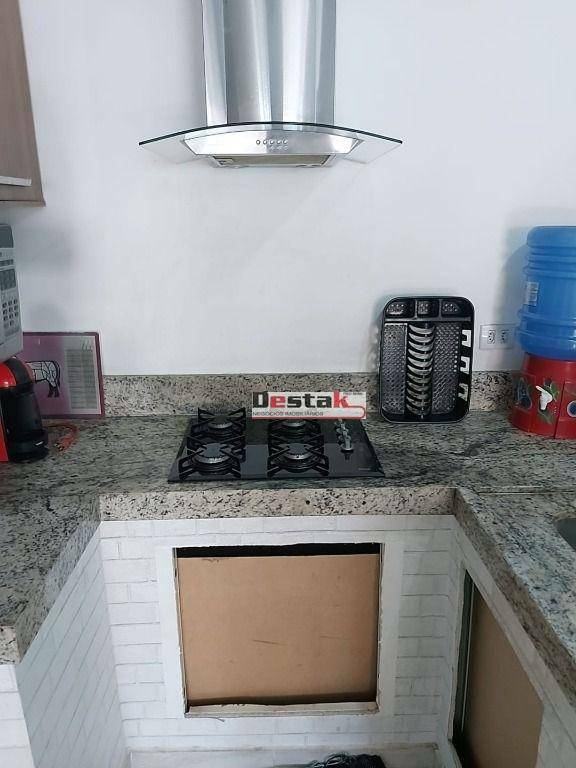 Sobrado à venda com 2 quartos, 175m² - Foto 9