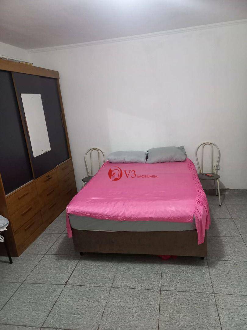 Sobrado à venda com 8 quartos, 221m² - Foto 11