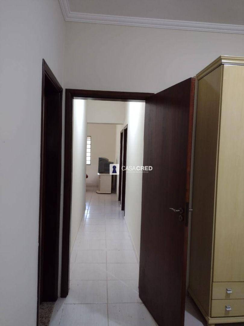 Chácara à venda com 3 quartos, 230m² - Foto 4