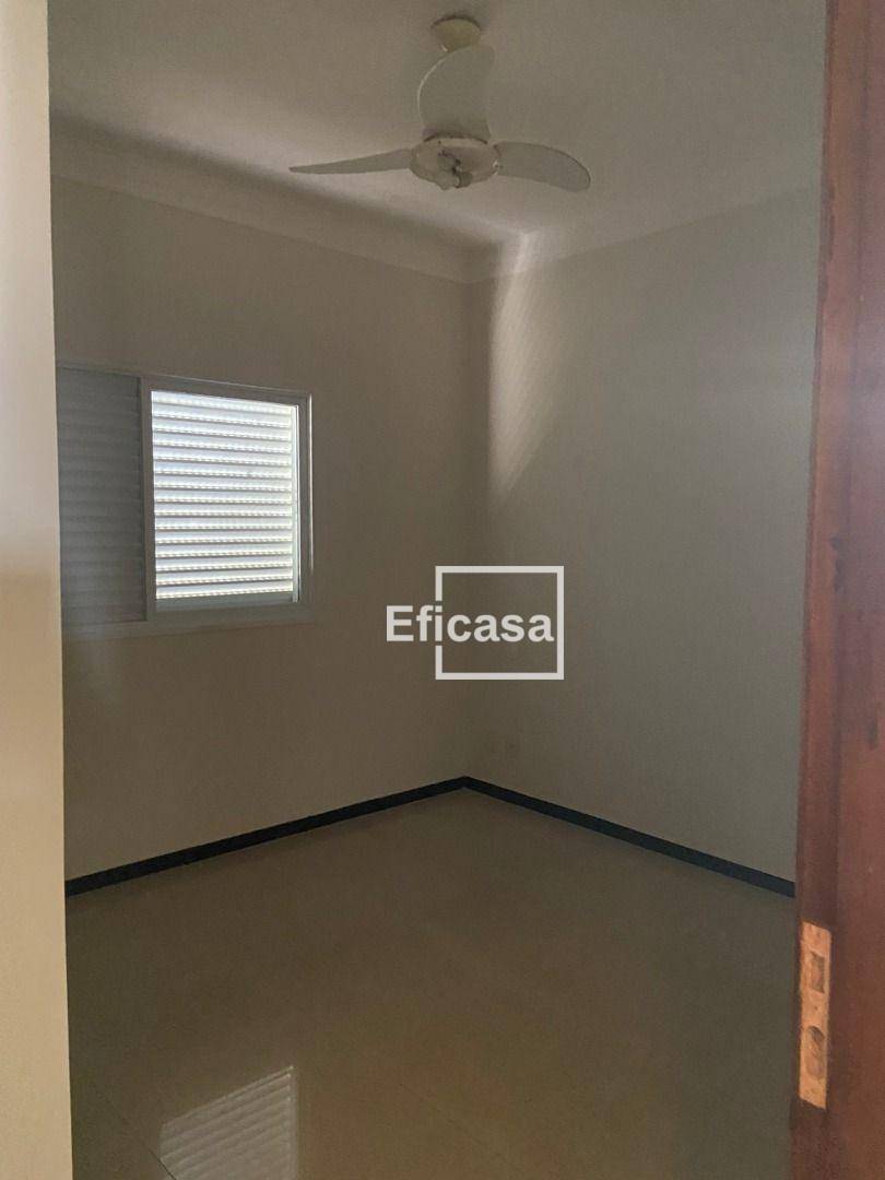 Casa de Condomínio à venda com 3 quartos, 201m² - Foto 18