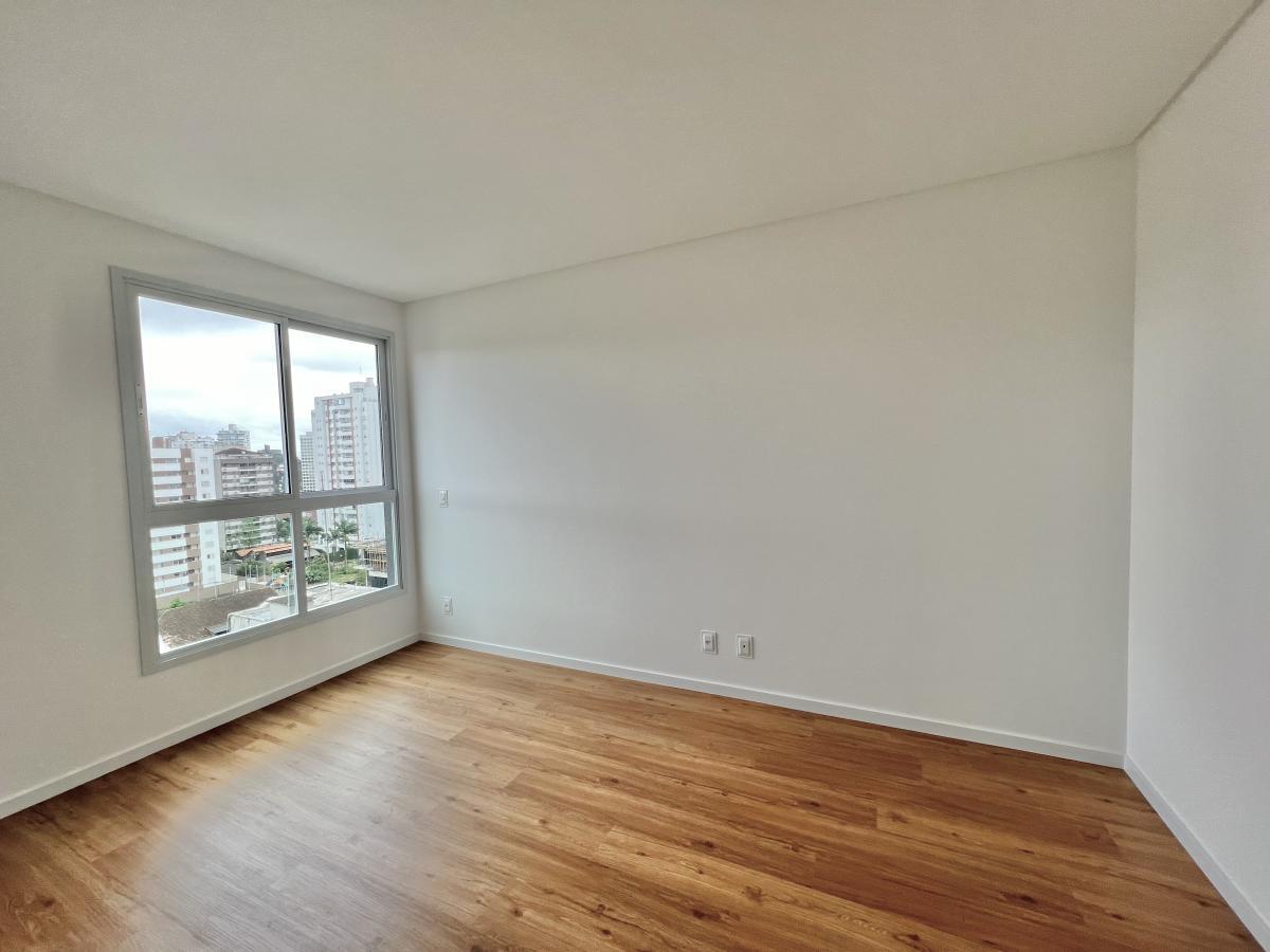 Apartamento à venda com 3 quartos, 87m² - Foto 16