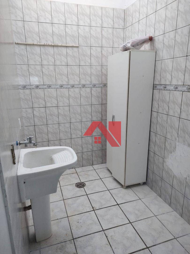 Casa à venda com 2 quartos, 150m² - Foto 21