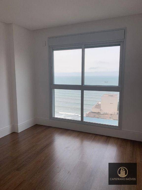 Apartamento à venda com 3 quartos, 151m² - Foto 8