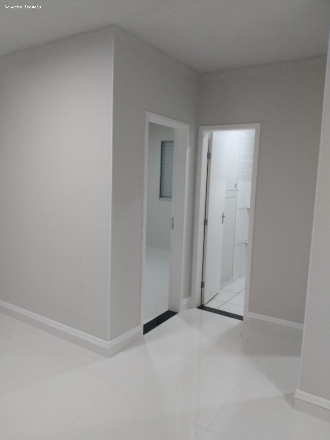Apartamento à venda com 2 quartos, 44m² - Foto 12