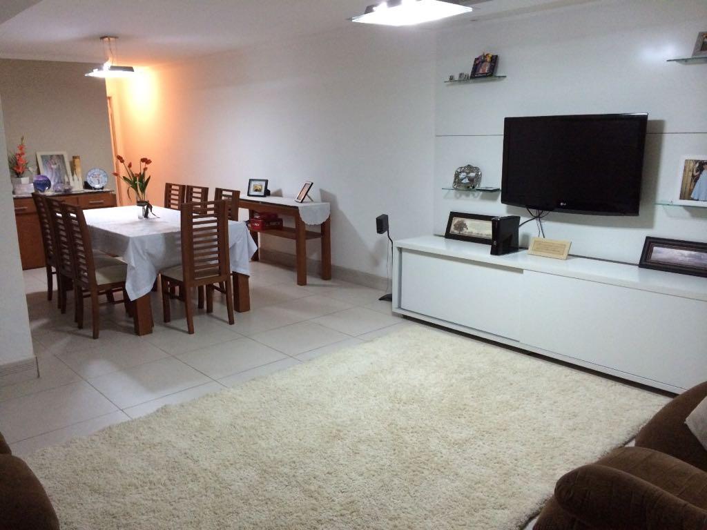 Sobrado à venda com 3 quartos, 180m² - Foto 1