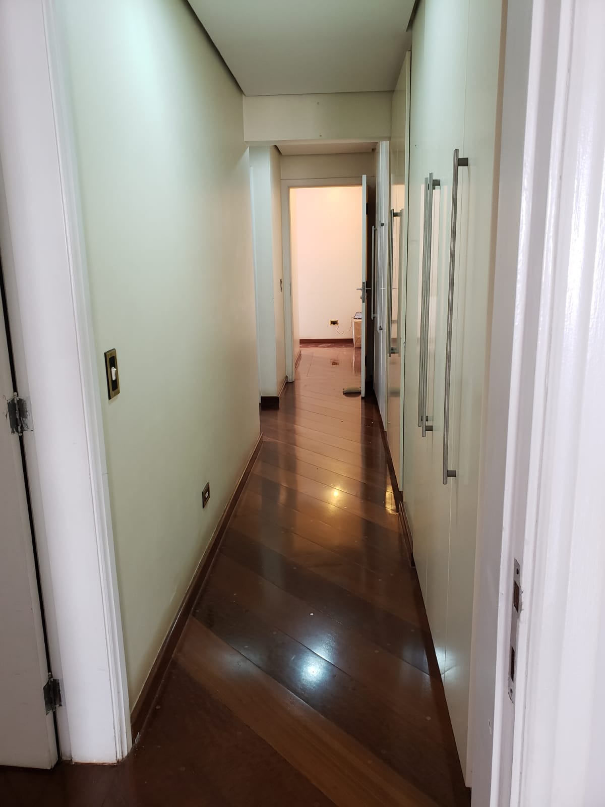 Apartamento à venda com 4 quartos, 167m² - Foto 7