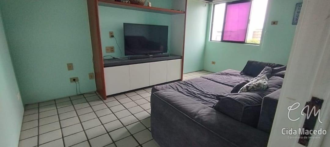 Apartamento à venda com 5 quartos, 215m² - Foto 18