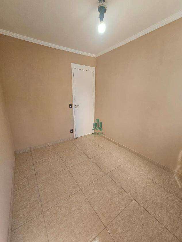 Apartamento à venda com 2 quartos, 49m² - Foto 12