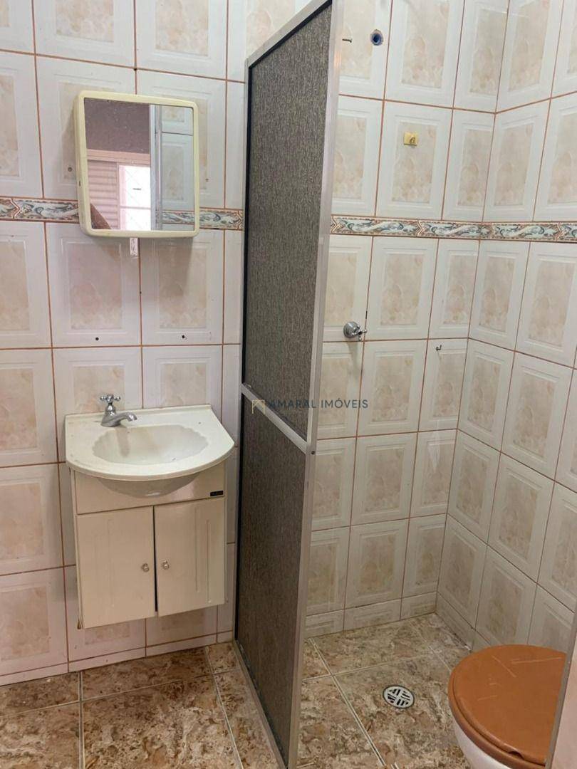 Casa para alugar com 2 quartos, 148m² - Foto 10