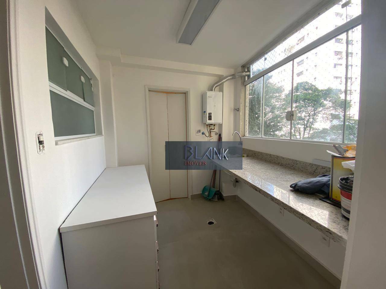 Apartamento à venda com 3 quartos, 187m² - Foto 16