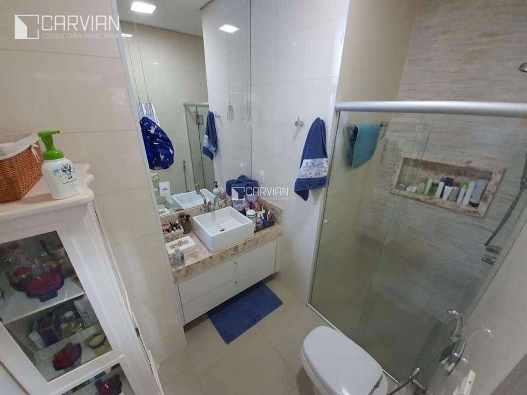 Casa de Condomínio à venda com 4 quartos, 246m² - Foto 17