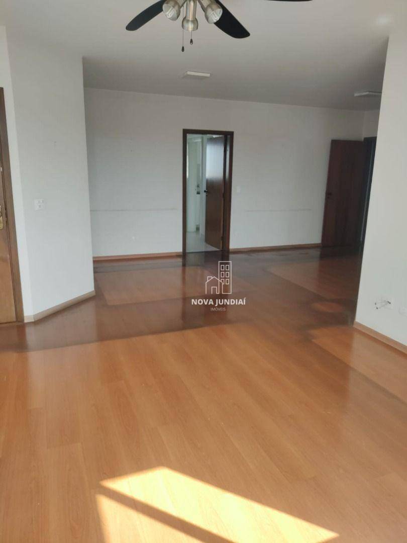 Apartamento para alugar com 4 quartos, 241m² - Foto 16