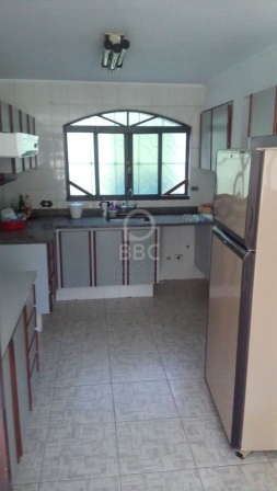 Sobrado à venda e aluguel com 3 quartos, 180m² - Foto 8