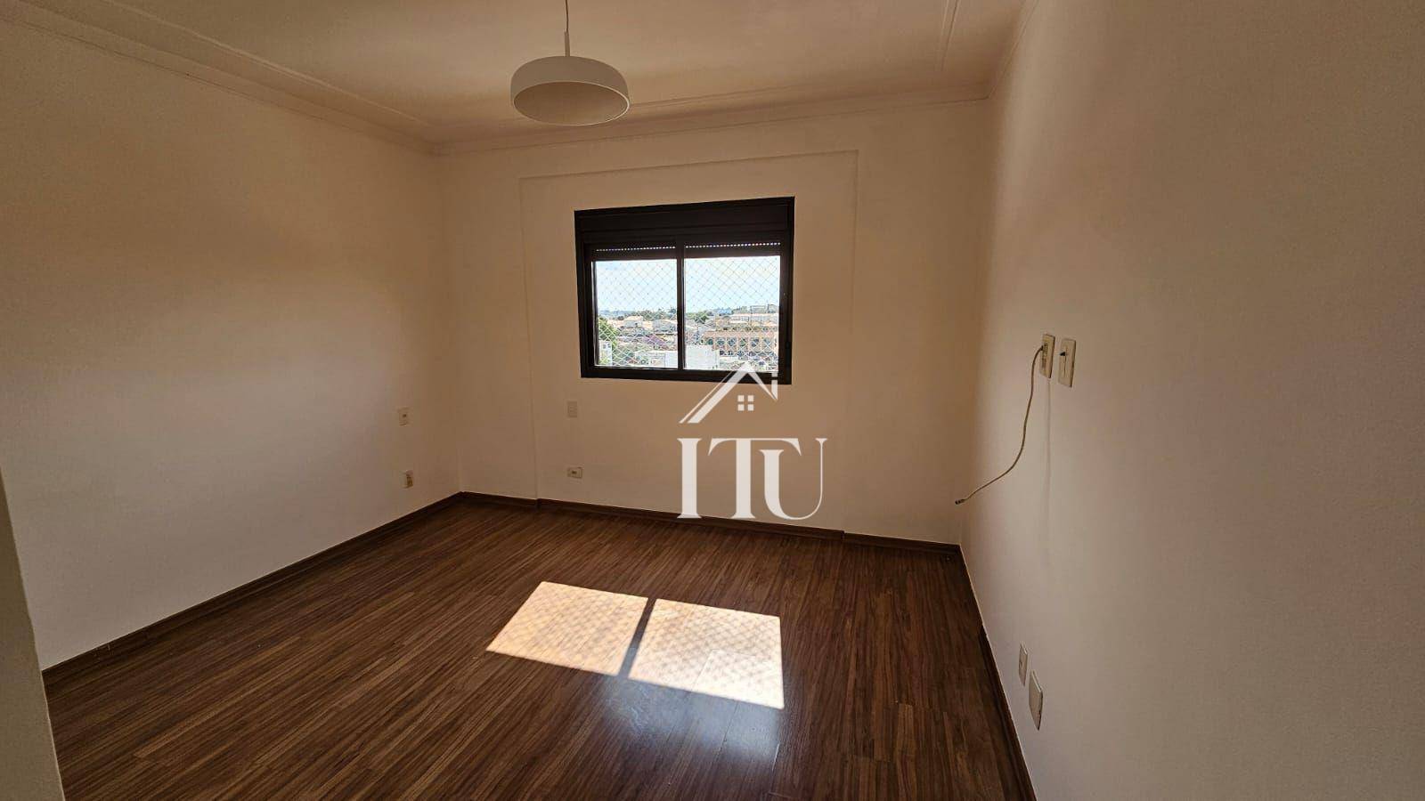 Apartamento para alugar com 3 quartos, 217m² - Foto 10