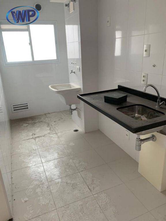 Apartamento à venda com 2 quartos, 55m² - Foto 2