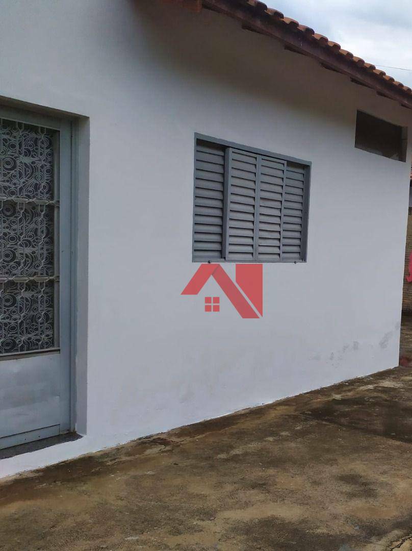 Casa à venda com 2 quartos, 90m² - Foto 6