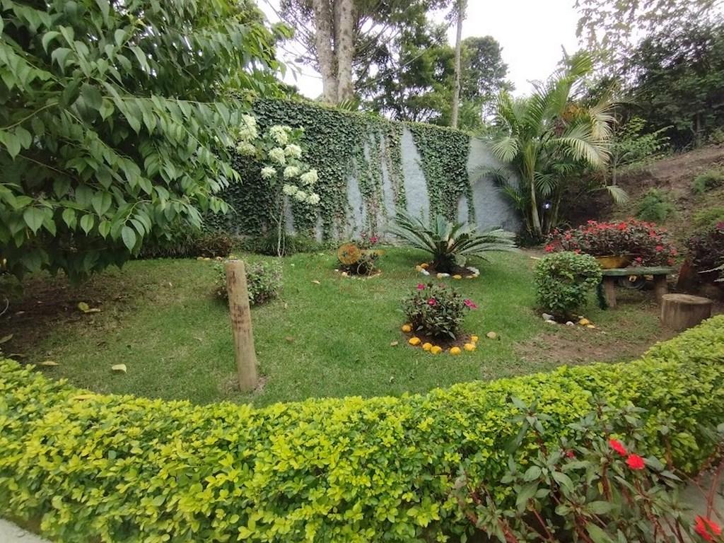 Casa de Condomínio à venda com 3 quartos, 2100m² - Foto 4
